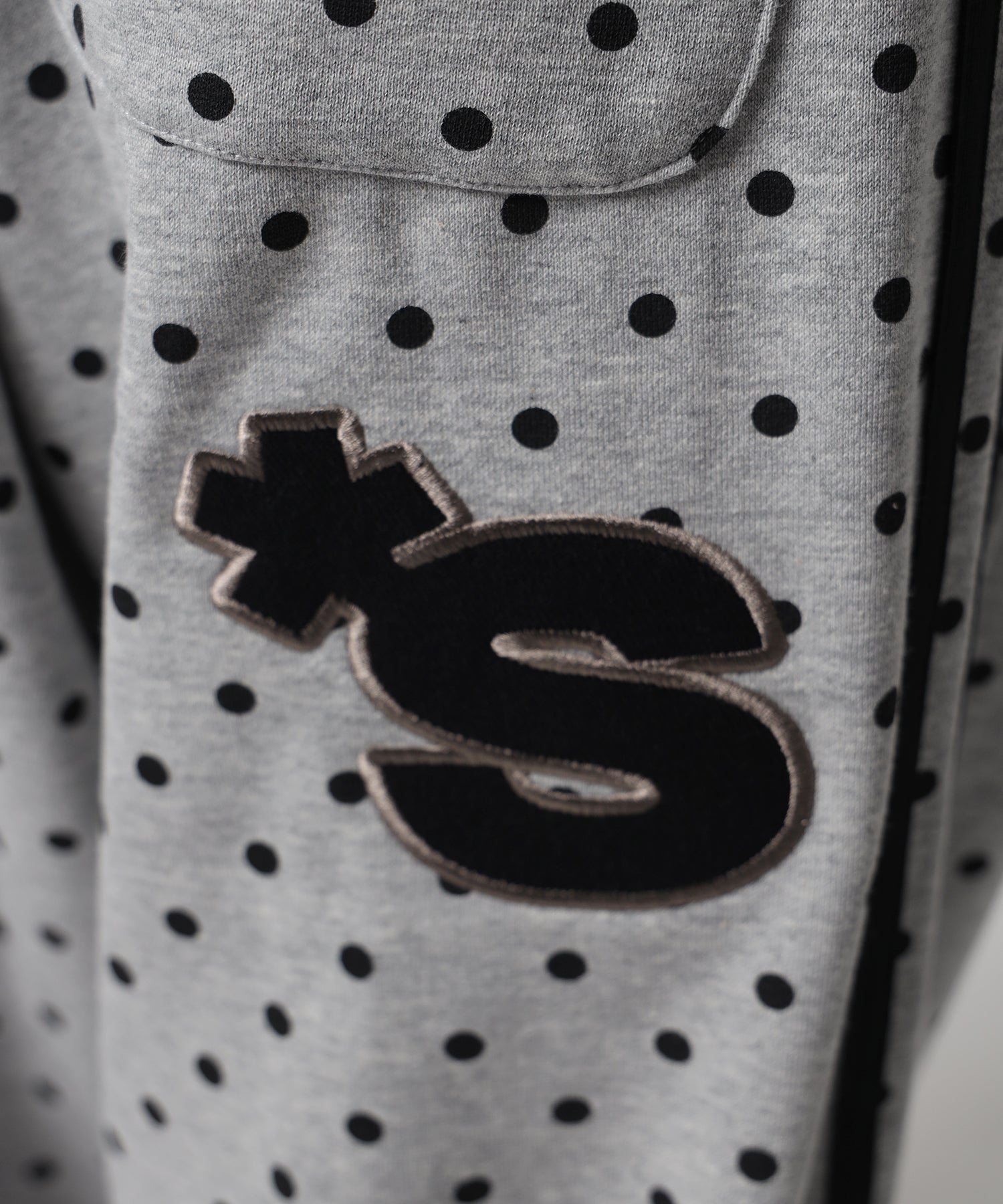 モデル:H159 Size:M