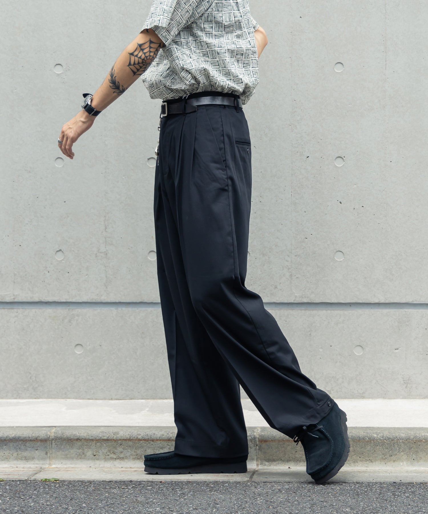 モデル:H177 着用サイズ:L