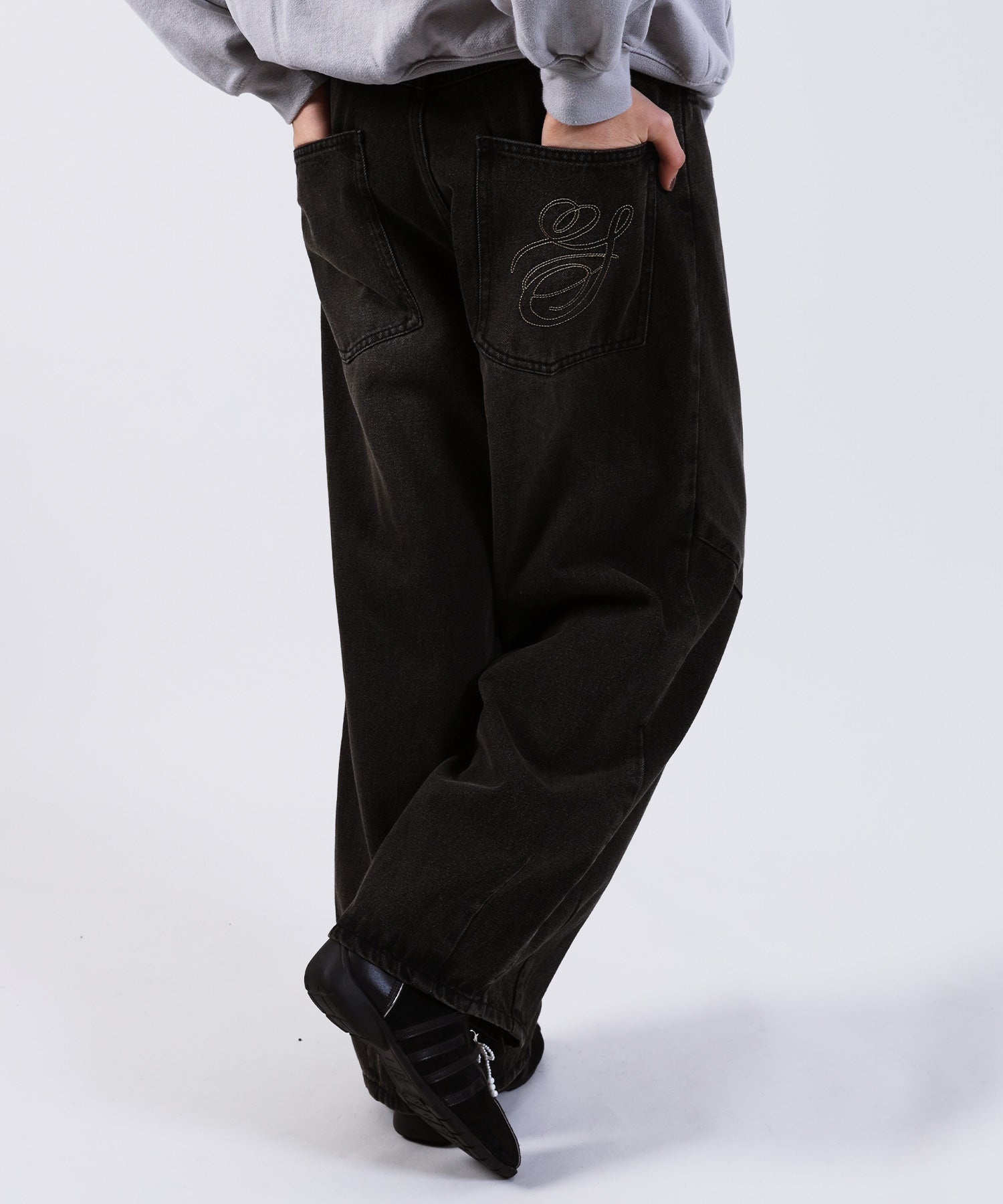 モデル:H171 Size:M