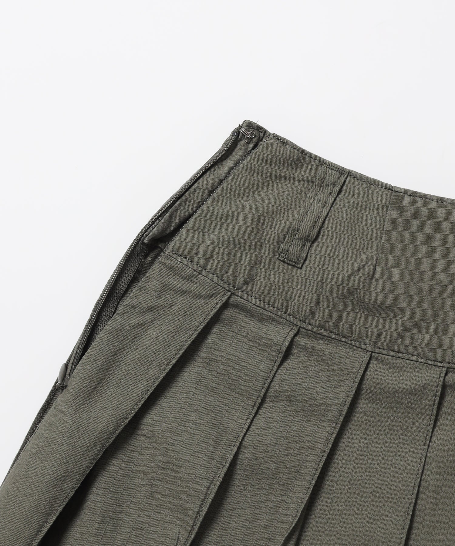 ※WEB限定 / レディースアイレットプリーツミニスカート / sqnz eyelet pleats skirt カーキ