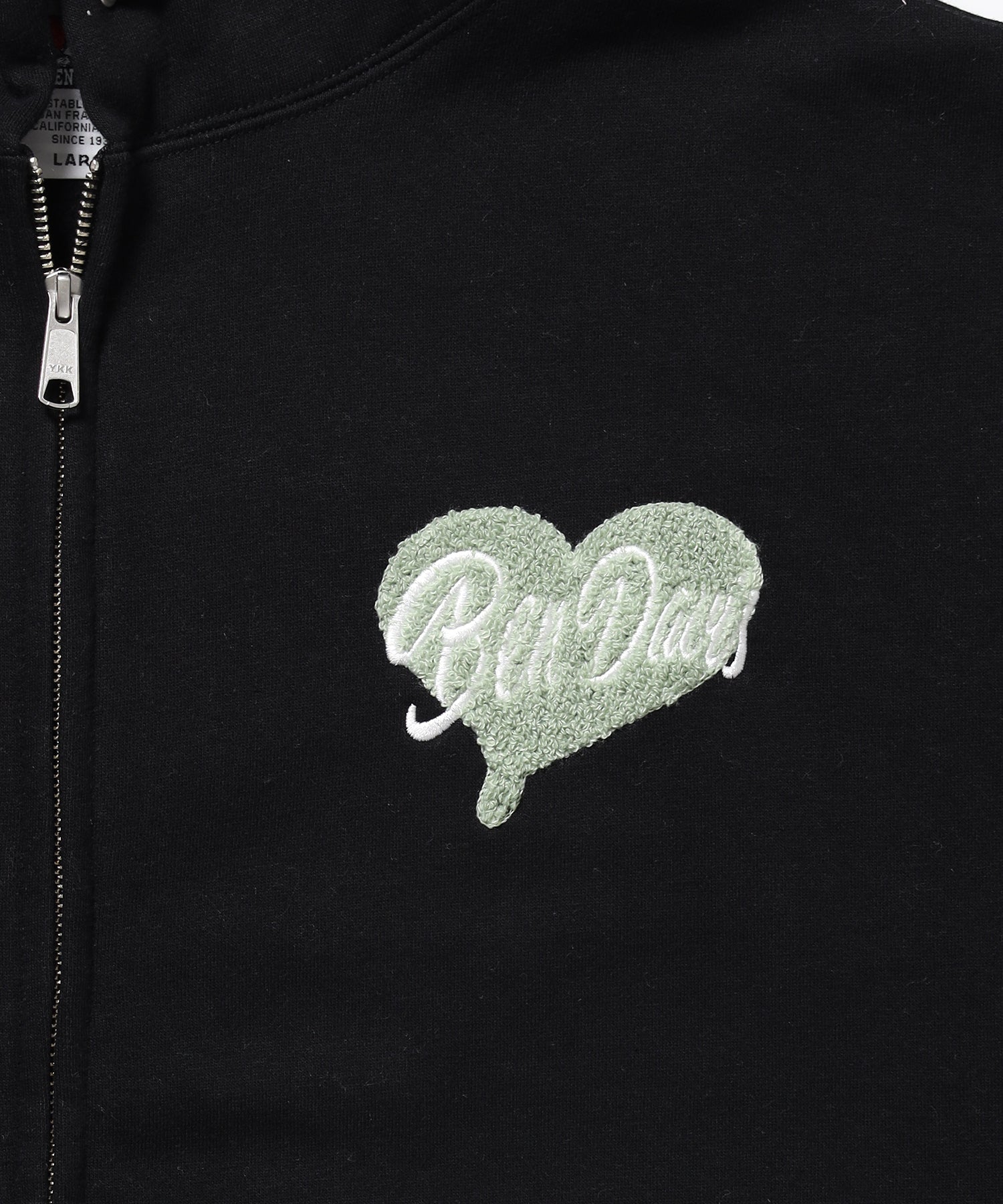 HEART CHENILLE ZIP HOODIE / ジップパーカー フード ハート チェニール 刺繍 裏起毛 ユニセックス ブラック