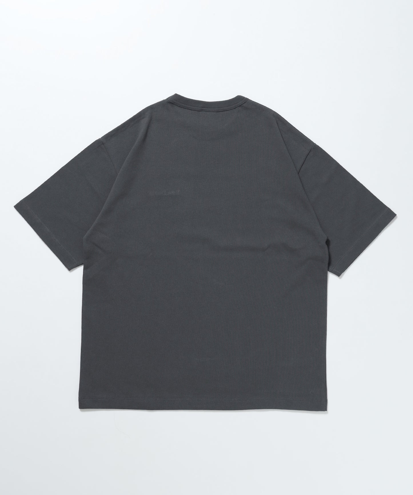 【BEN DAVIS(ベンデイビス)】NAVAL別注 エクストラヘビーオーバーT / 半袖 Tシャツ ワンポイント ブランドロゴ 刺繍 チャコール