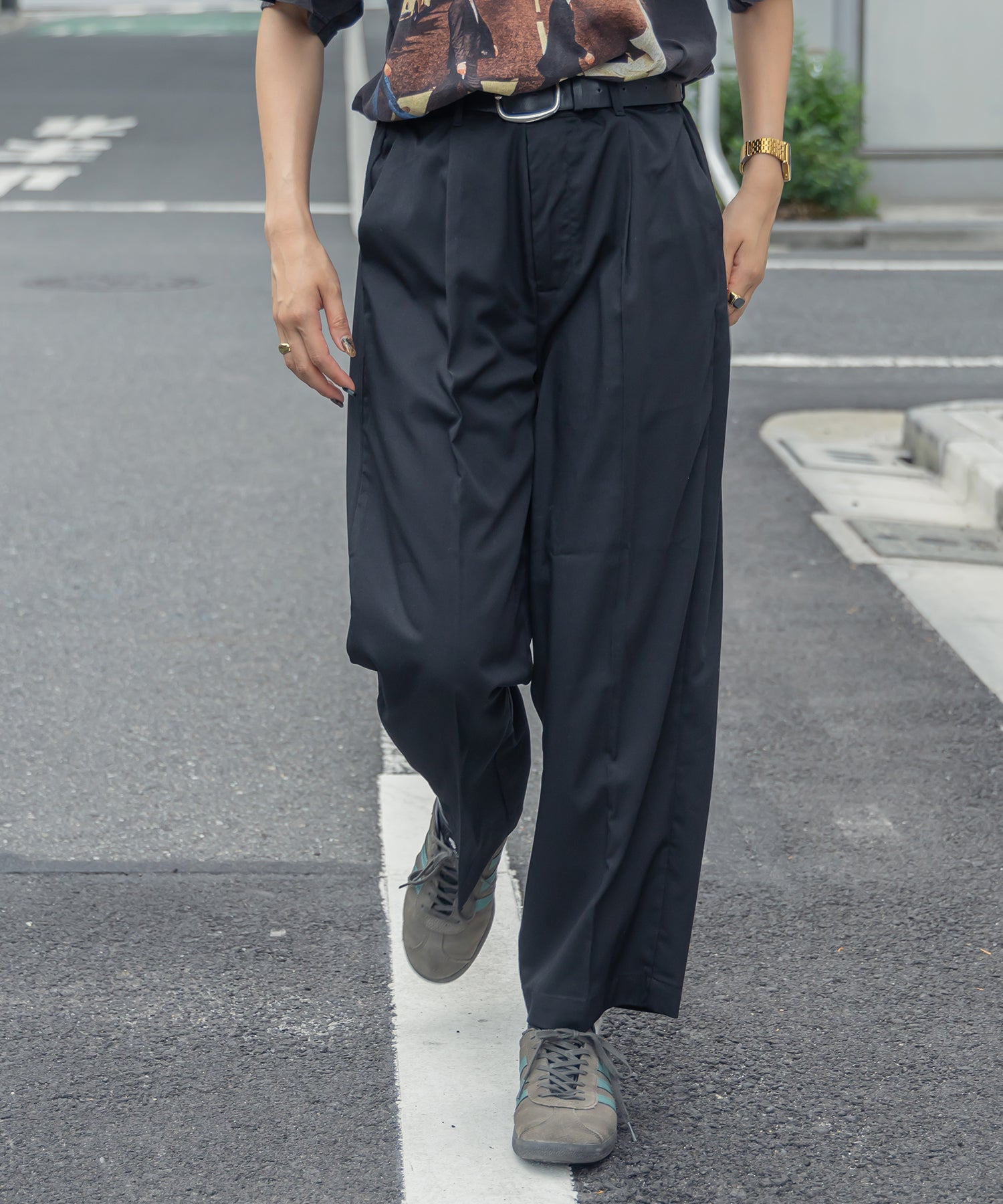 TR SIDE GATHER ANKLE PANTS / TR サイドギャザー アンクルスラックス チャコール