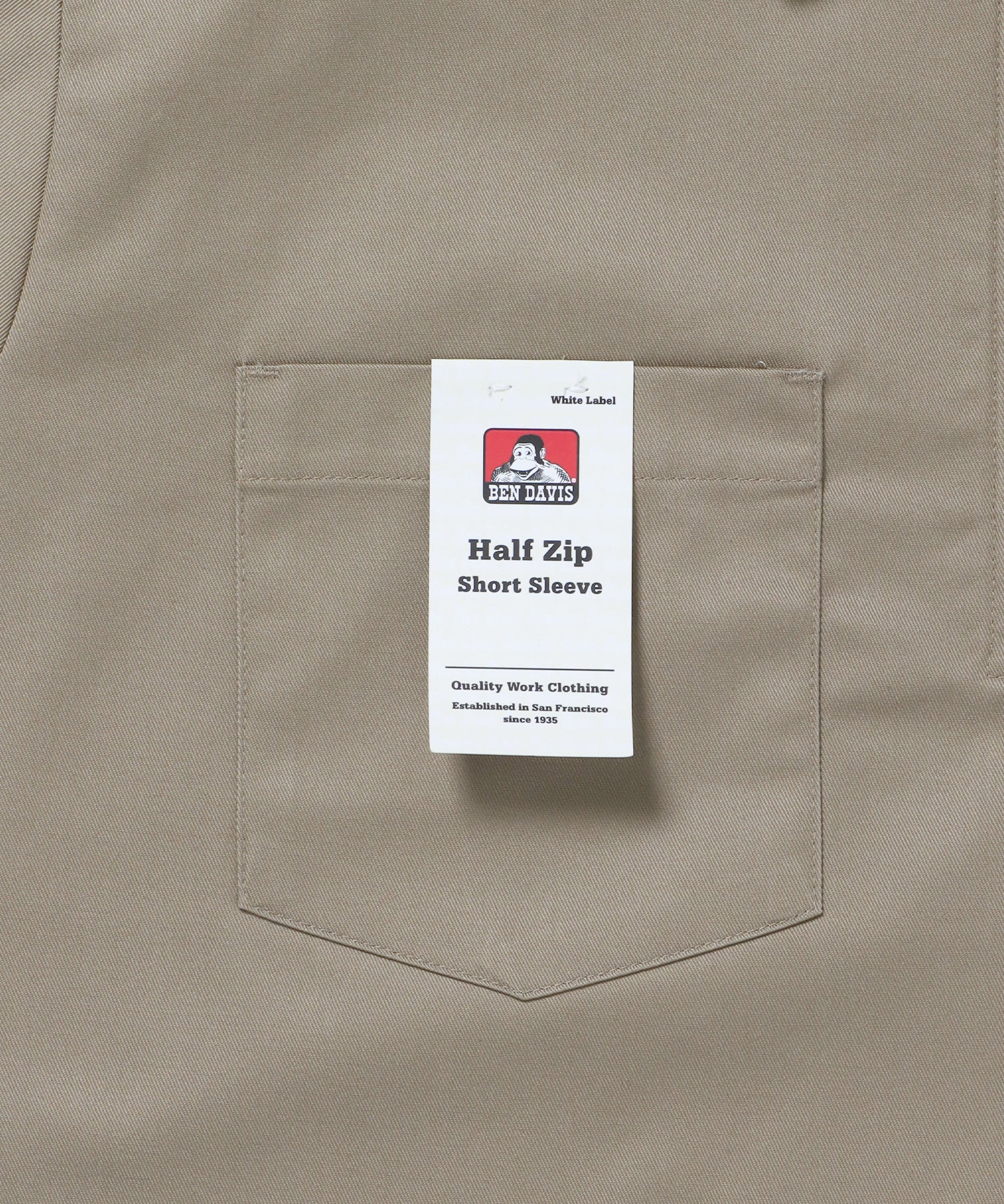 1/2ZIP S/S SHIRT / ハーフジップ シャツ 半袖 クルーネック ワンポイント ピス ワンポイント 【セットアップ着用可能】 ベージュ