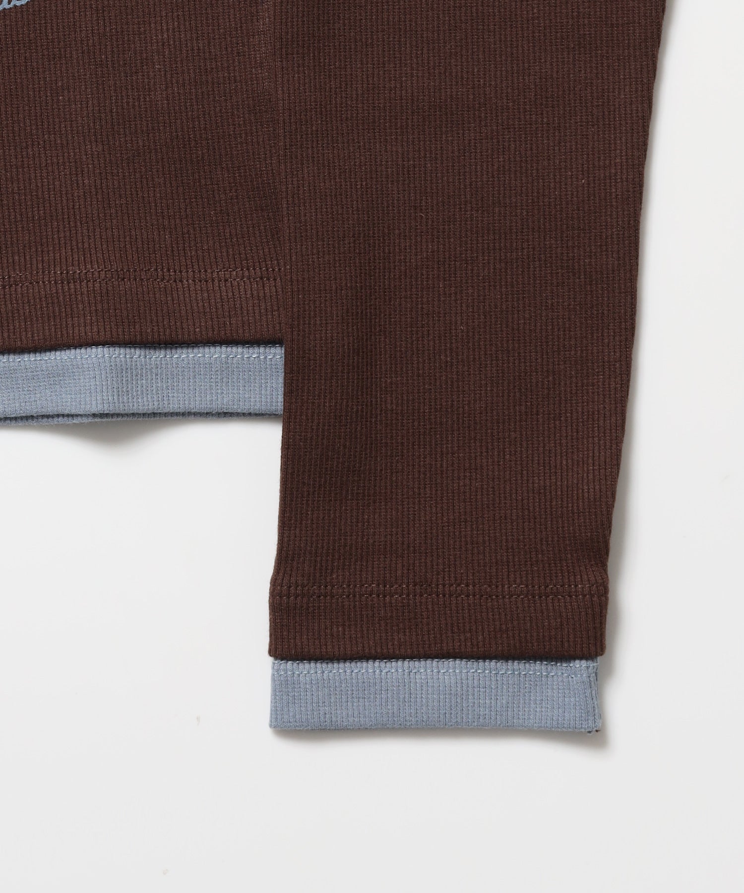 ≪予約商品≫※WEB限定 / バイカラーヘンリーネック長袖T / sqnz fake layered henley star l/s tee ブラウン