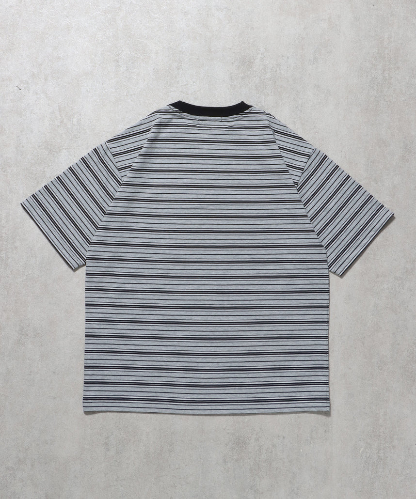 ロゴ刺繍マルチボーダー半袖Tシャツ