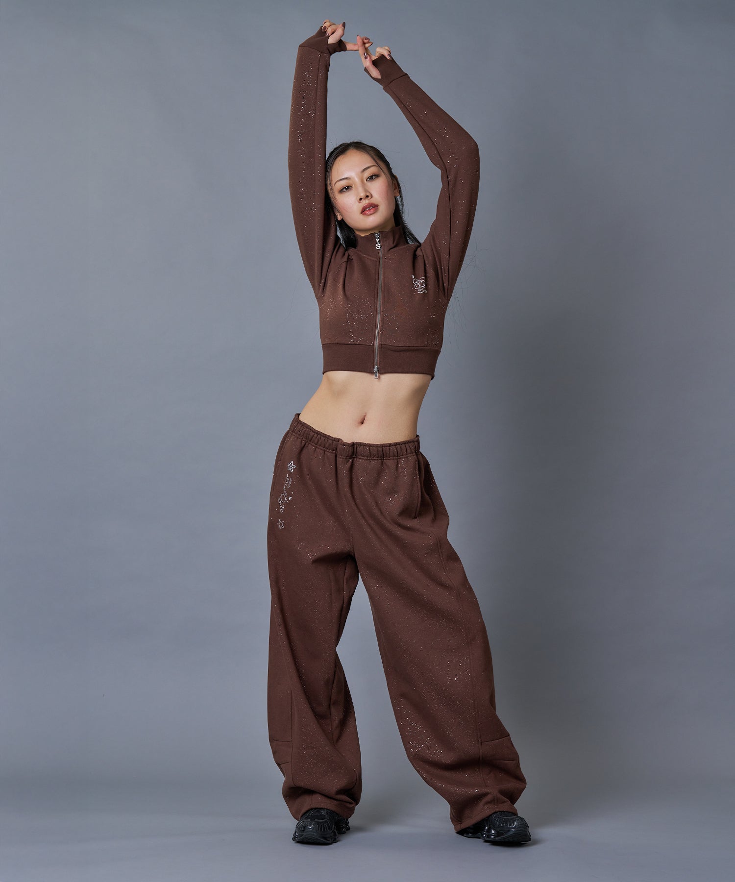 ※WEB限定 / レディースグリッタージップスウェット / sqnz glitter zip top モカ