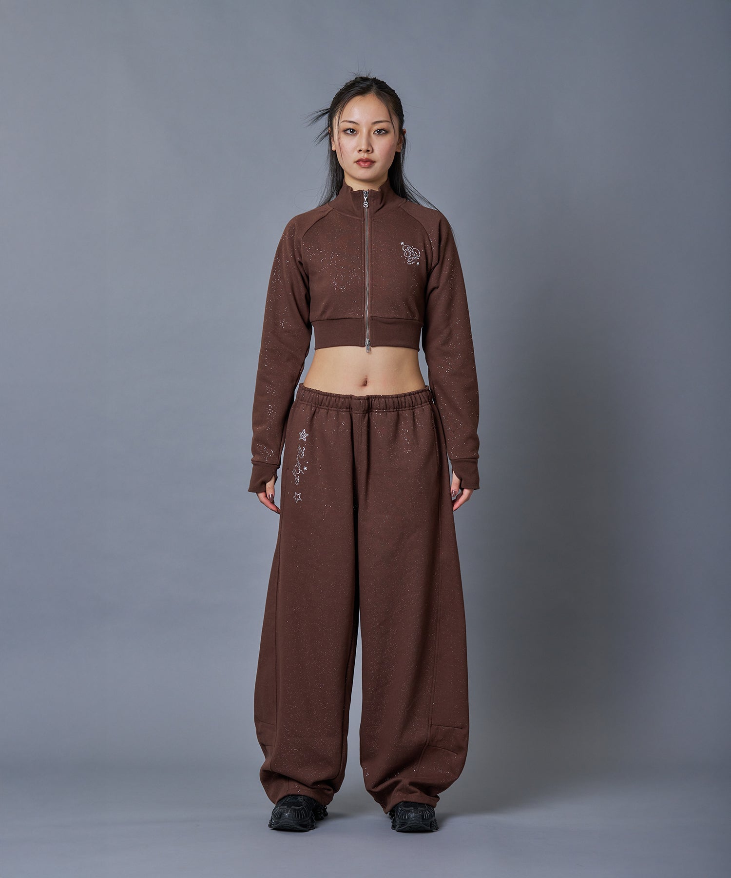 ※WEB限定 / レディースグリッタージップスウェット / sqnz glitter zip top モカ