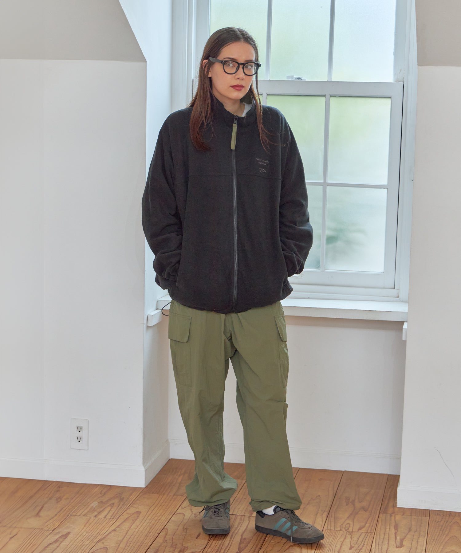 H172 Size:M カーキ