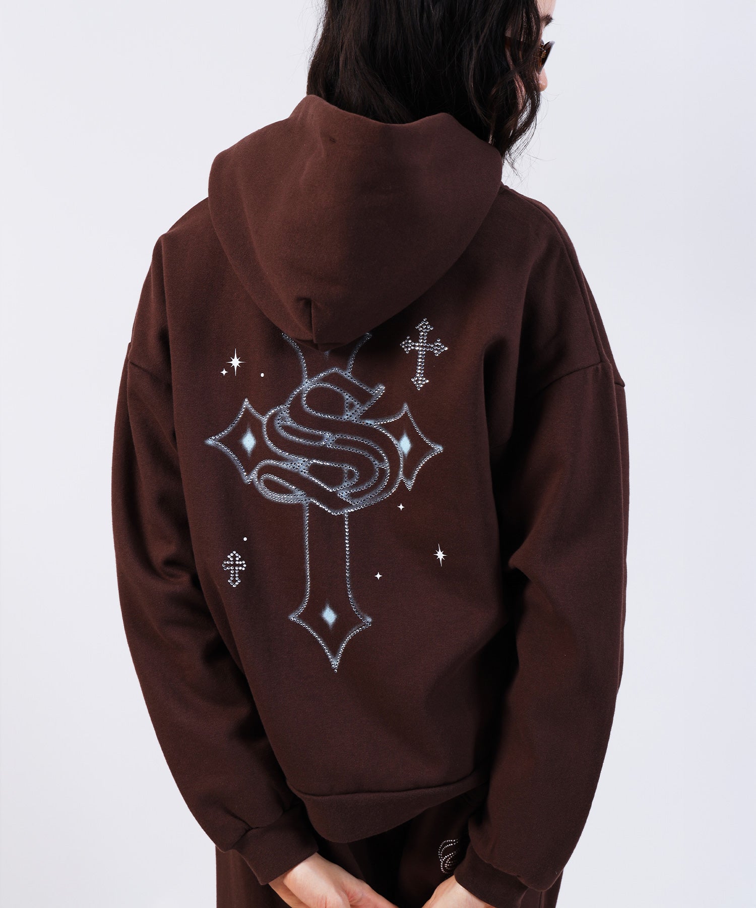 CROSS RHINE STONE ZIP P/K / パーカー ジップパーカー ラインストーン クロスデザイン 裏起毛 ダブルジップ 短丈 【セットアップ】 モカ