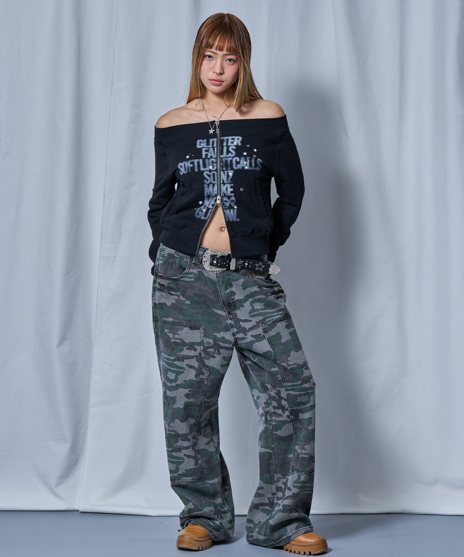 モデル:H165 Size:M