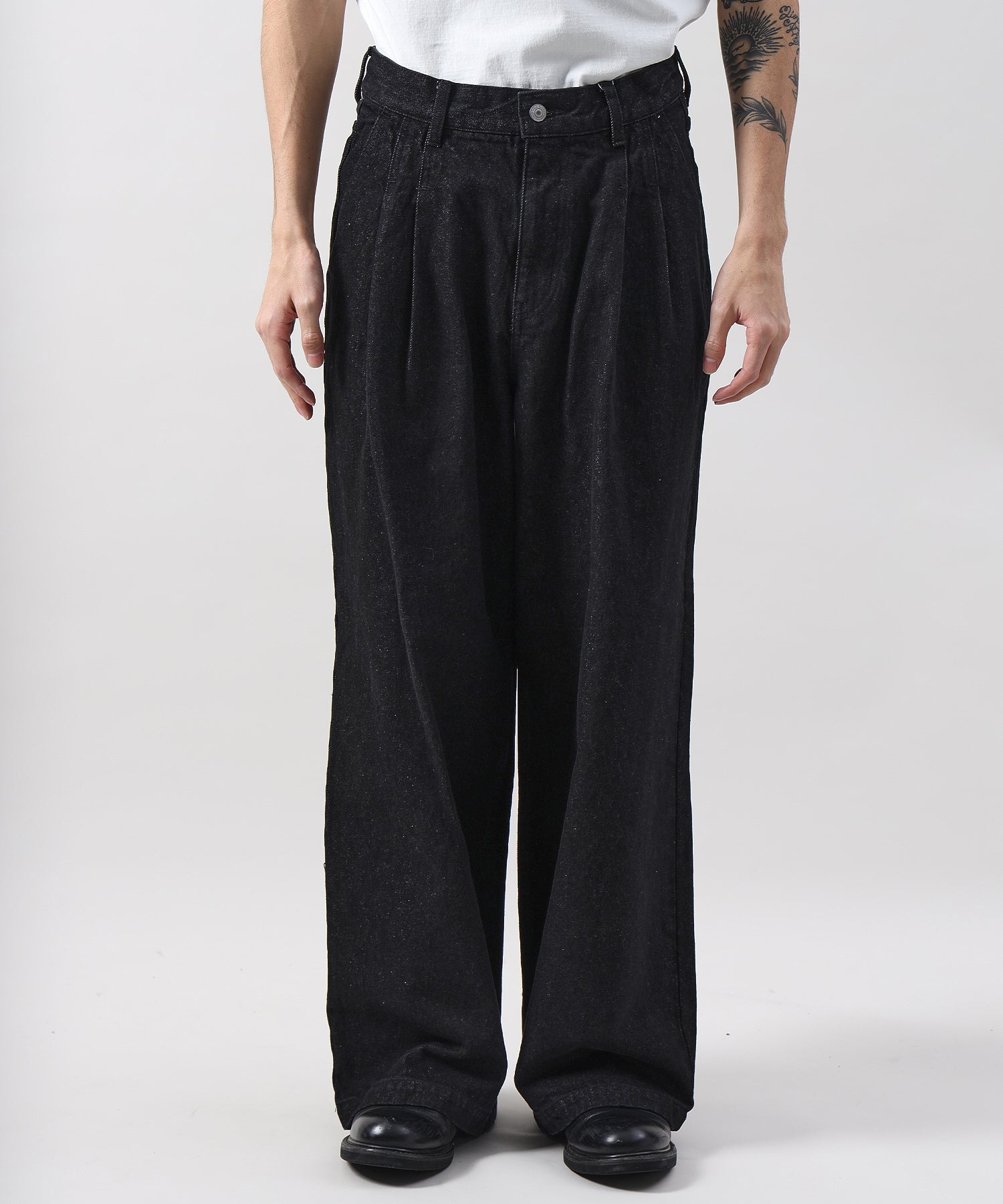 モデル:H178 Size:L ブラック