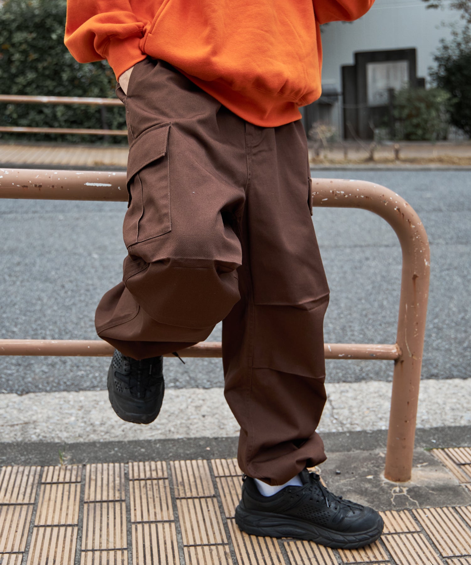 H177 着用サイズ:L【柄85(ブラウン カーゴポケット付き)】