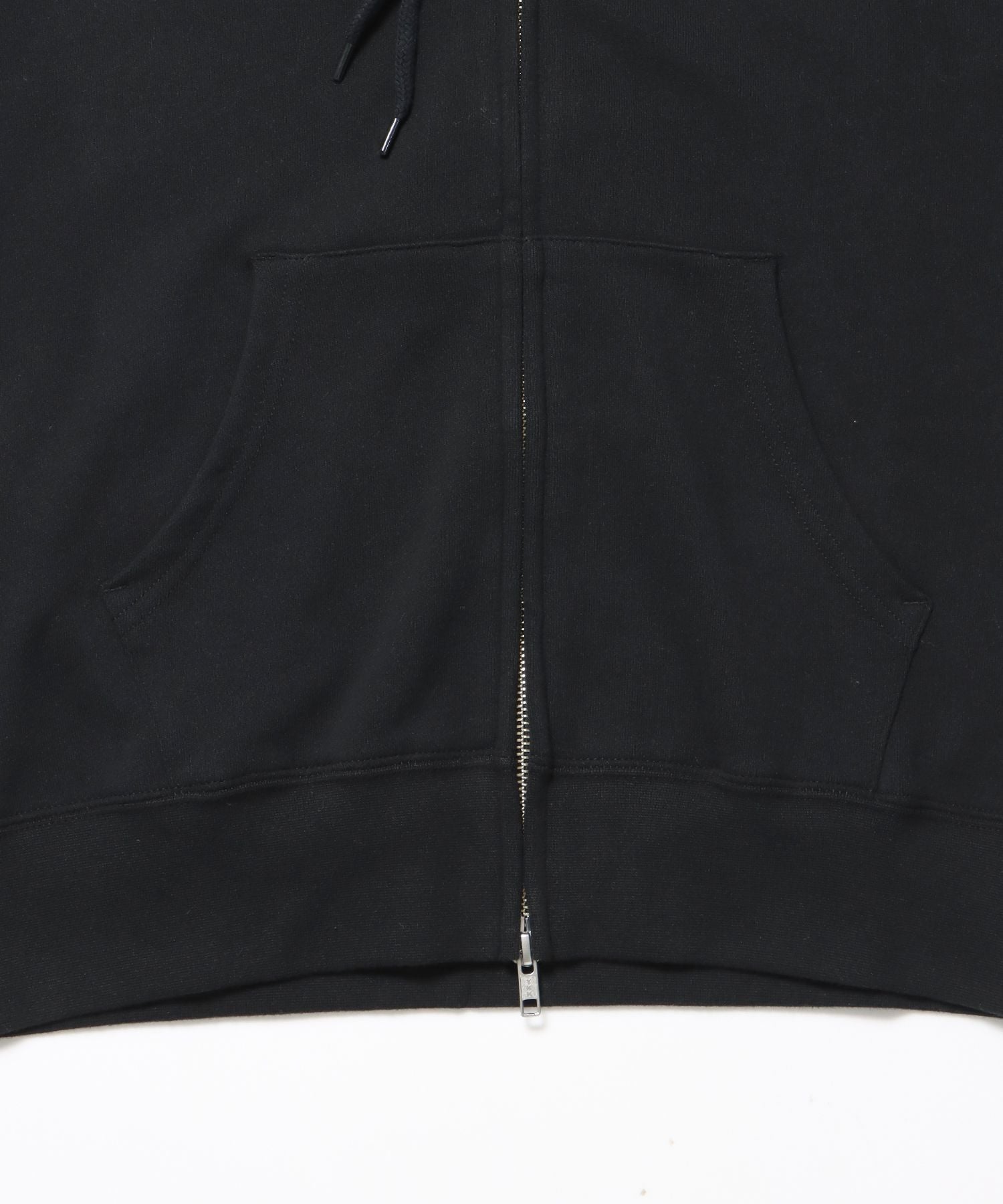 70'S FIT ZIP HOODIE / ジップパーカー 刺繍 フーディ ダブルジップ 裏毛 短丈 ブラック