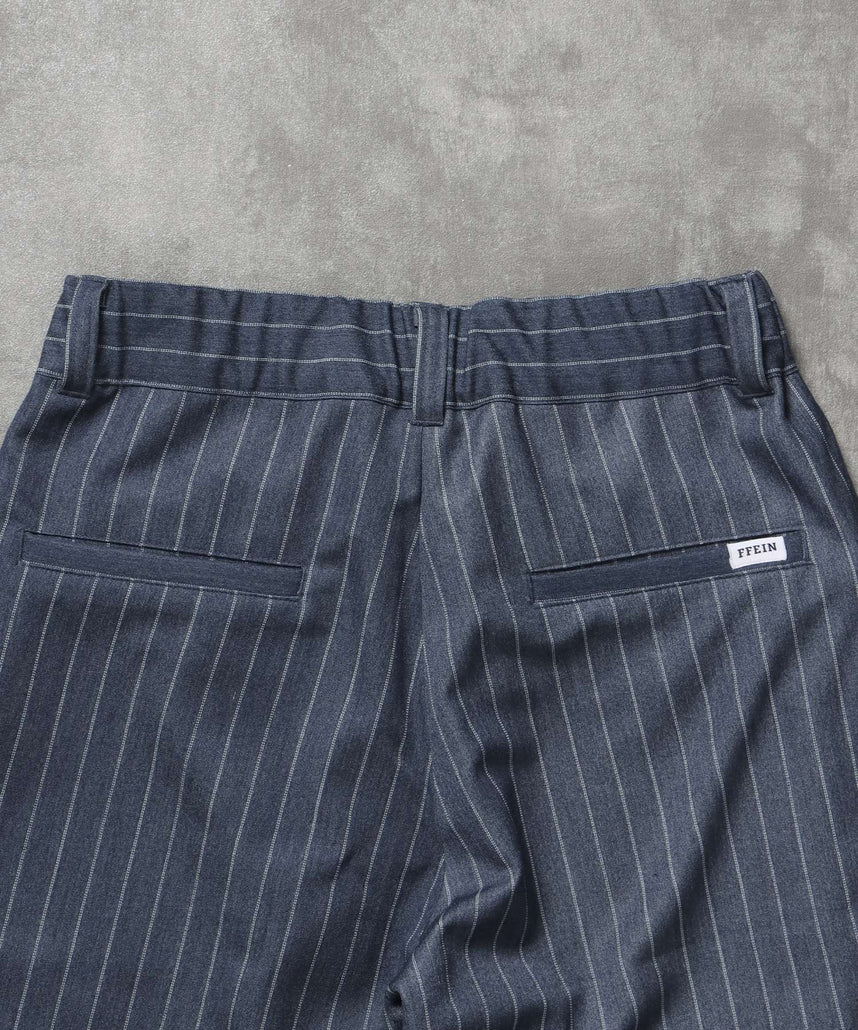 ストライプワイドタックパンツ / スラックス パンツ ドローストリング ストライプ 起毛 タック ブルーグレー