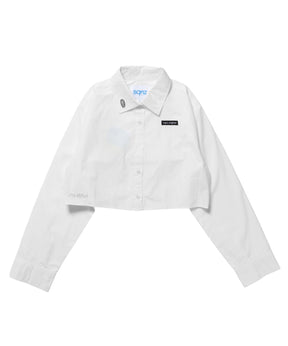 sqnz cropped shirts / 長袖 レギュラーカラー シャツ 刺繍 短丈 ホワイト
