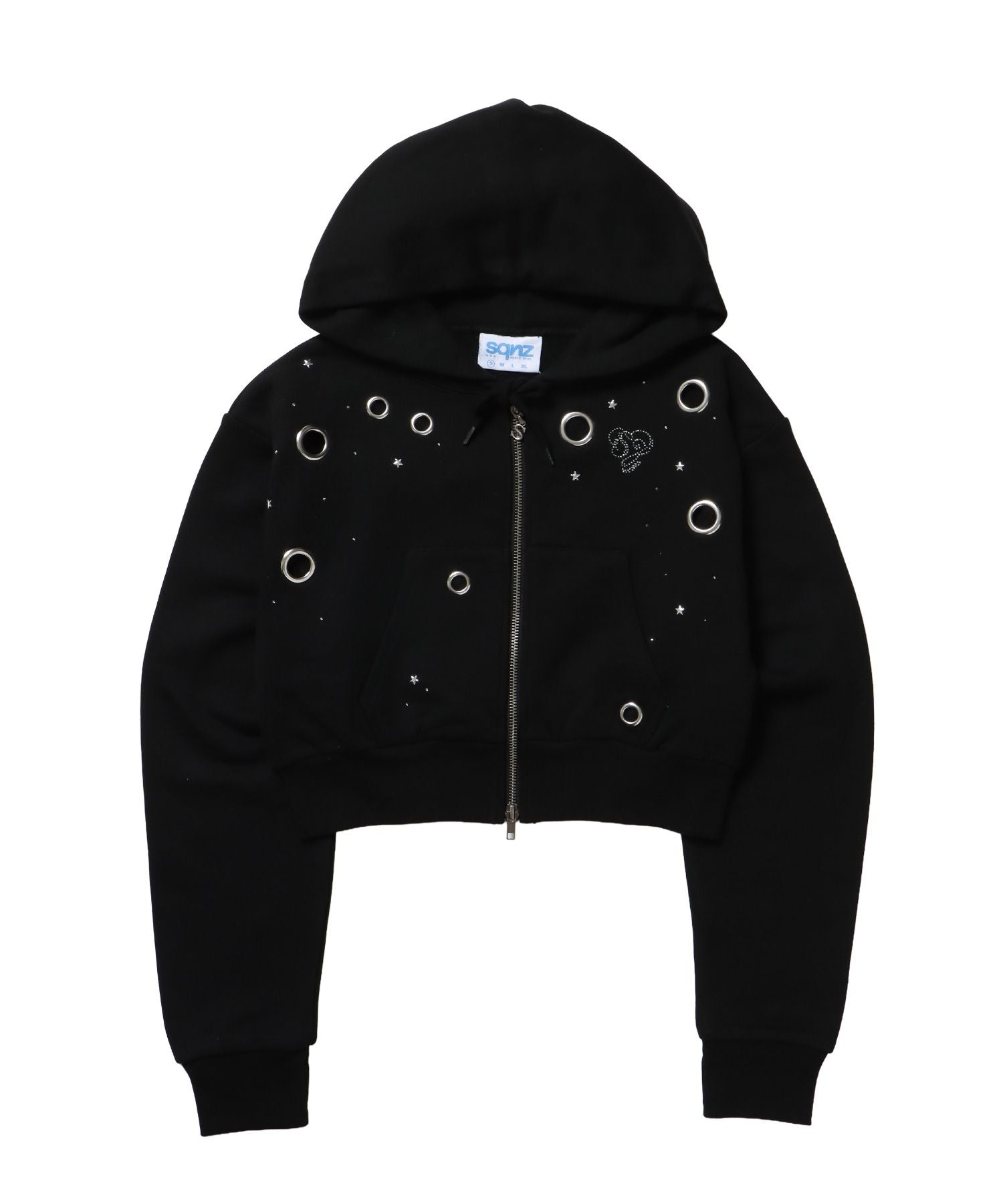 【sqnz(エスキュンズ)】sqnz rhinestone & eyelet zip p/k / ジップパーカー スタッズ ハトメ ラインストーン フーディ 短丈 裏毛 【セットアップ着用可能】 ブラック
