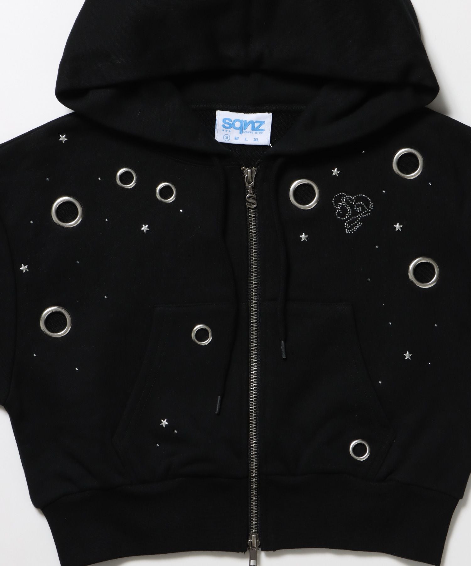 sqnz rhinestone & eyelet zip p/k / ジップパーカー スタッズ ハトメ ラインストーン フーディ 短丈 裏毛 【セットアップ着用可能】 ブラック