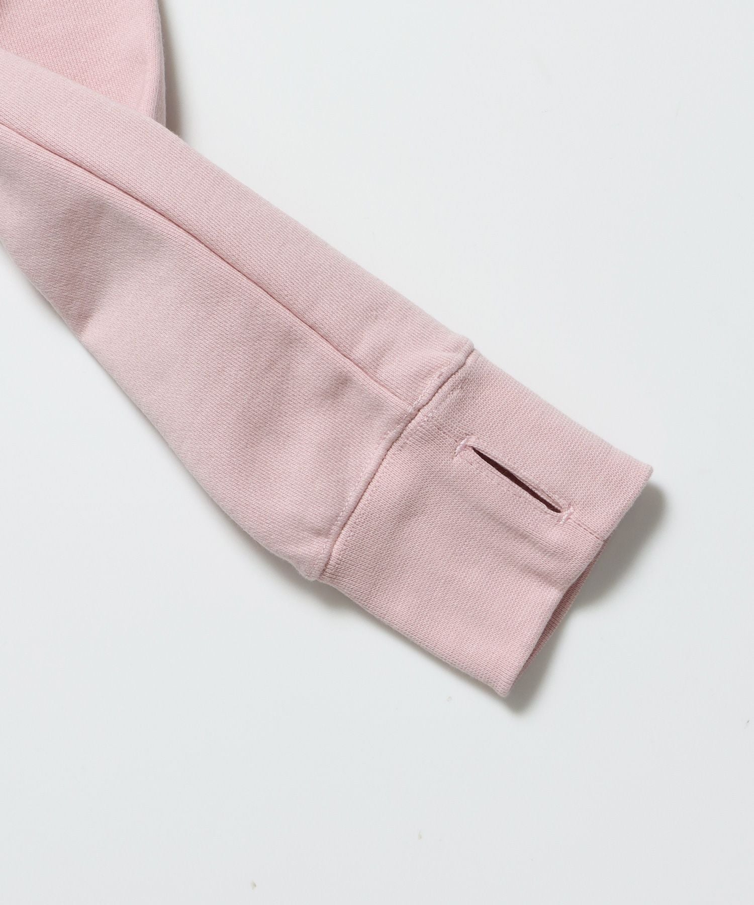 sqnz off shoulder zip p/k / オフショルダー ダブルジップ スウェット 裏毛 ワンポイント サムホール プリント ライトピンク