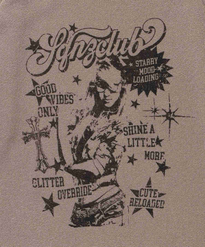 sqnz rock sheer knit / ワンショルダー ニット クルーネック 長袖 プリント シアー グレイッシュベージュ