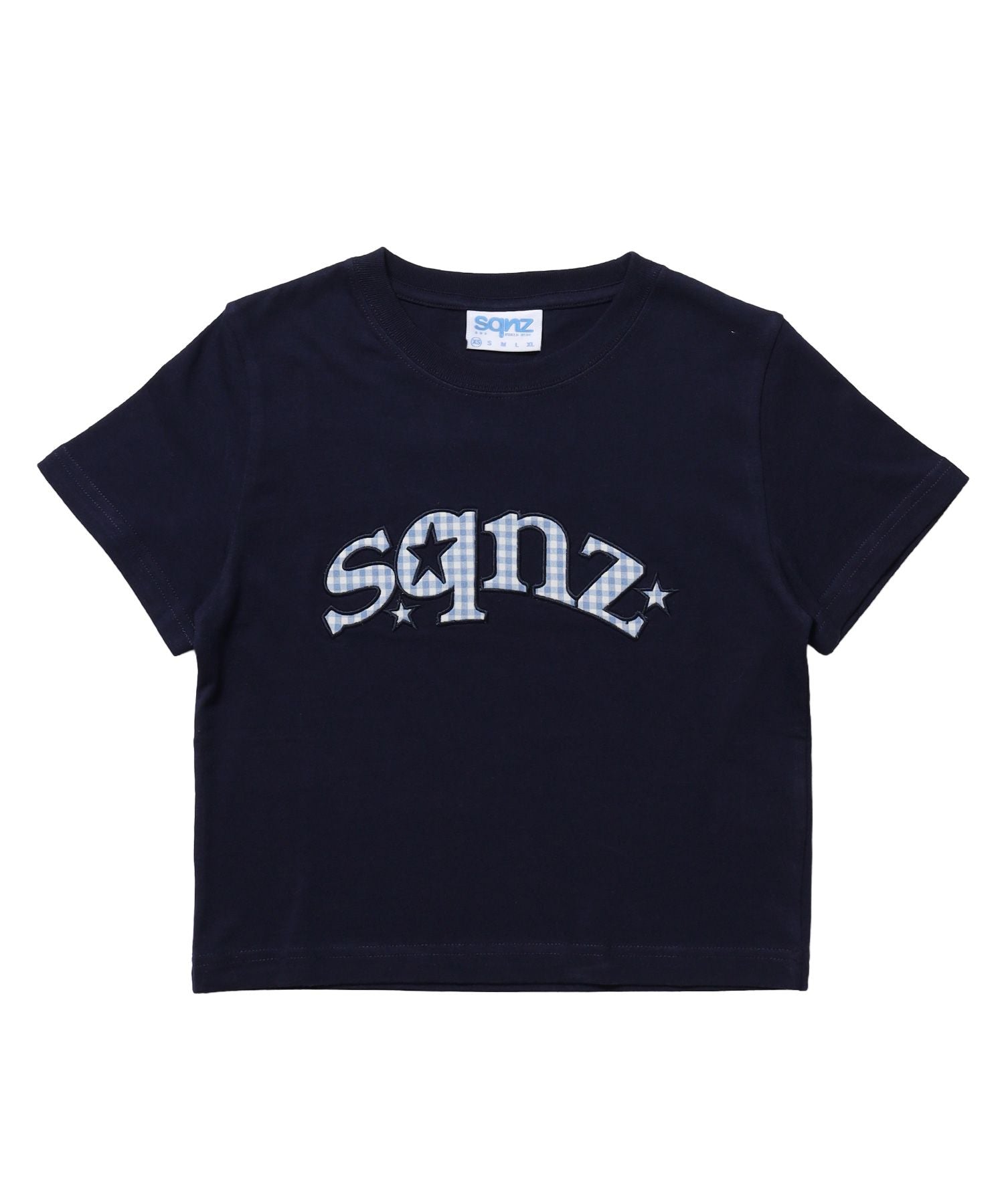 【sqnz(エスキュンズ)】sqnz star logo checkered applique tee / Tシャツ ワッペン チェック 半袖 クルーネック ワンポイント ユニセックス ダークネイビー