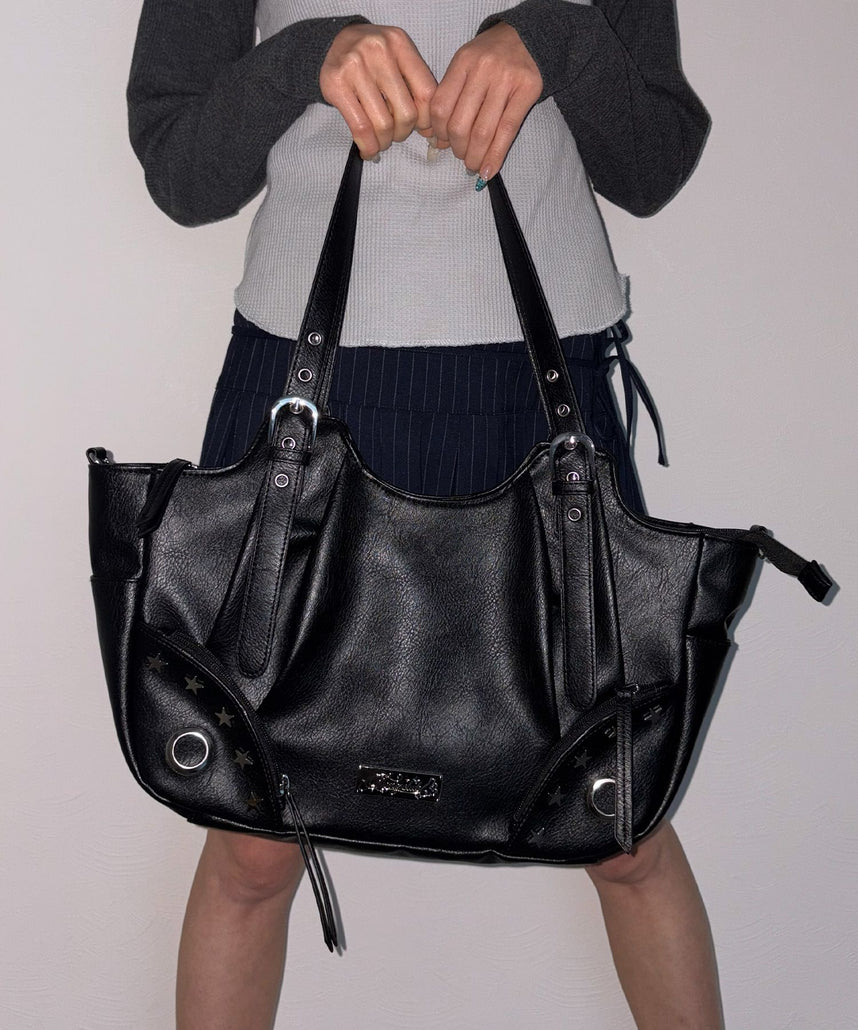 sqnz star eylet bag / フェイクレザー フェイクスウェード バック アジャスター ハンドバック ハトメ