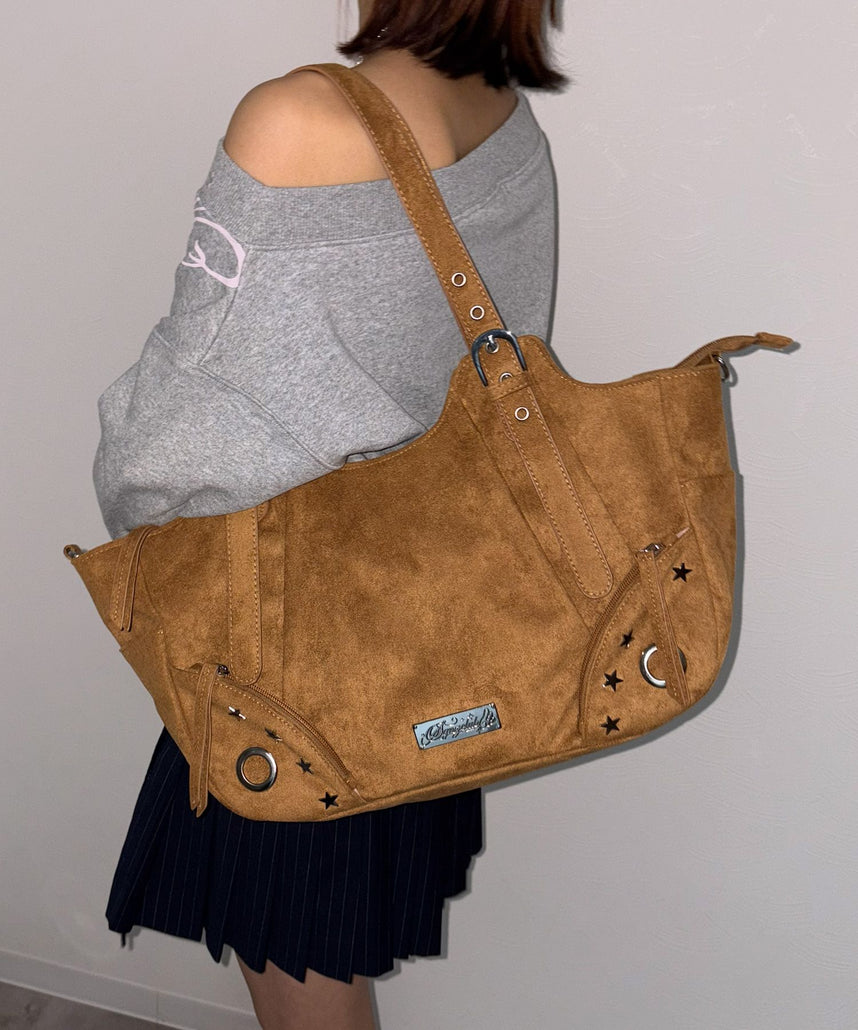 sqnz star eylet bag / フェイクレザー フェイクスウェード バック アジャスター ハンドバック ハトメ