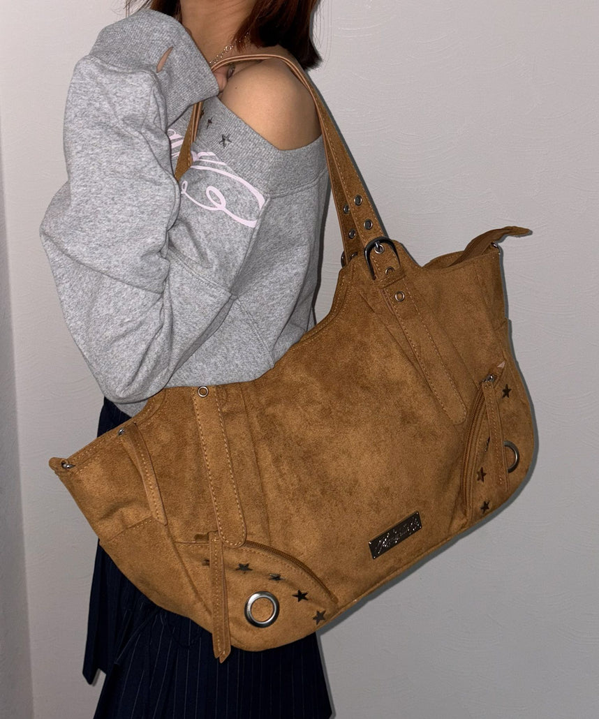 sqnz star eylet bag / フェイクレザー フェイクスウェード バック アジャスター ハンドバック ハトメ