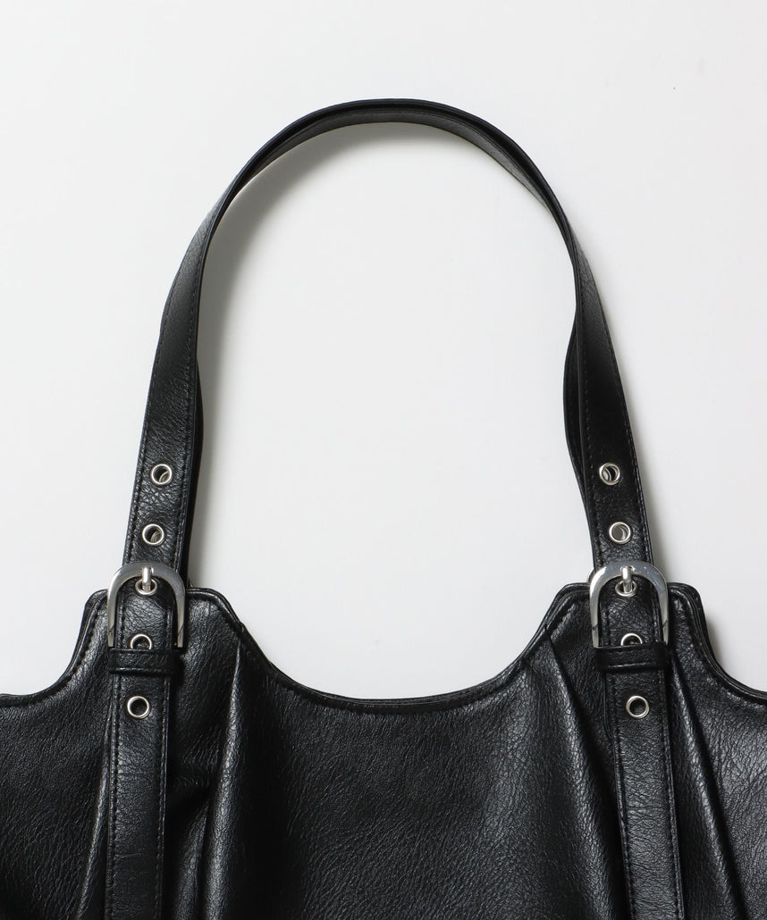 sqnz star eylet bag / フェイクレザー フェイクスウェード バック アジャスター ハンドバック ハトメ