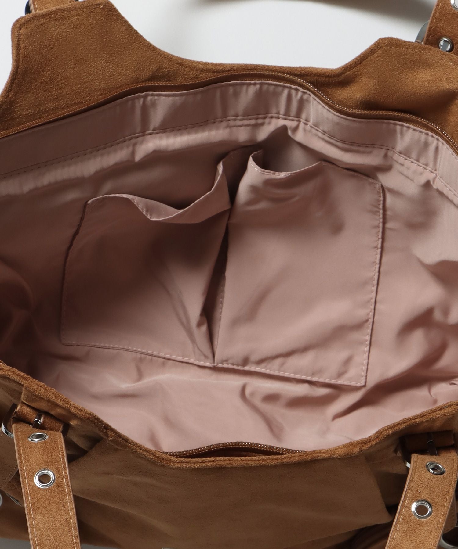 sqnz star eylet bag / フェイクレザー フェイクスウェード バック アジャスター ハンドバック ハトメ