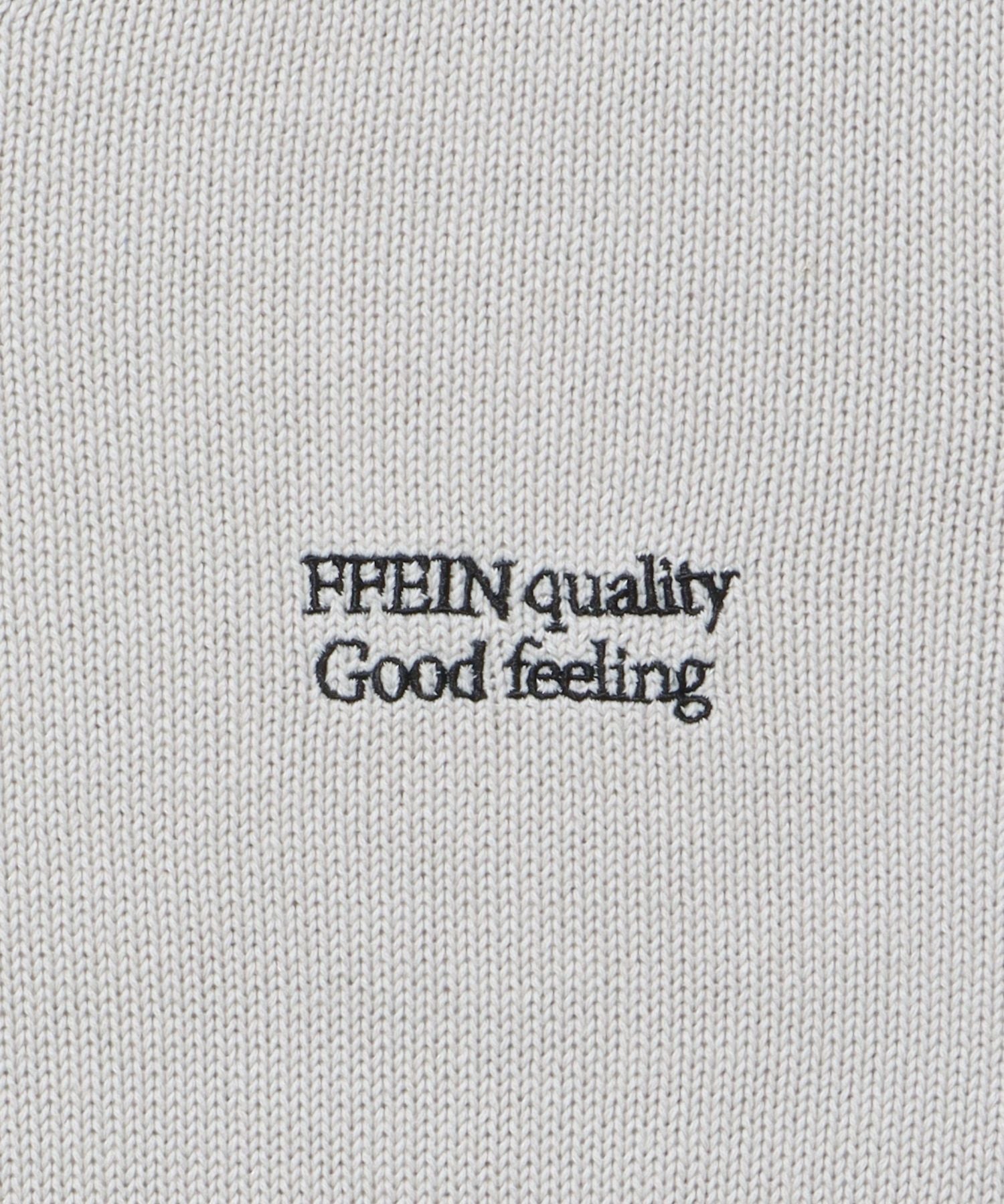 ワンポイントロゴVネックニット/ ニット Vネック 刺繍 ワンポイント 長袖 【短丈】 アイボリー