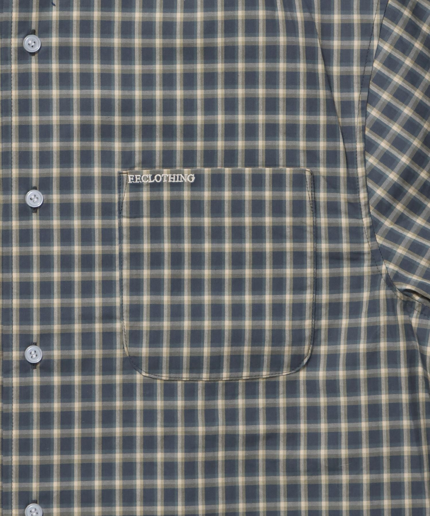 アソートワンポイントボックス長袖シャツ / シャツ レギュラーカラー 長袖 ワンポイント 刺繍 レイヤード ポケット ダークグリーン