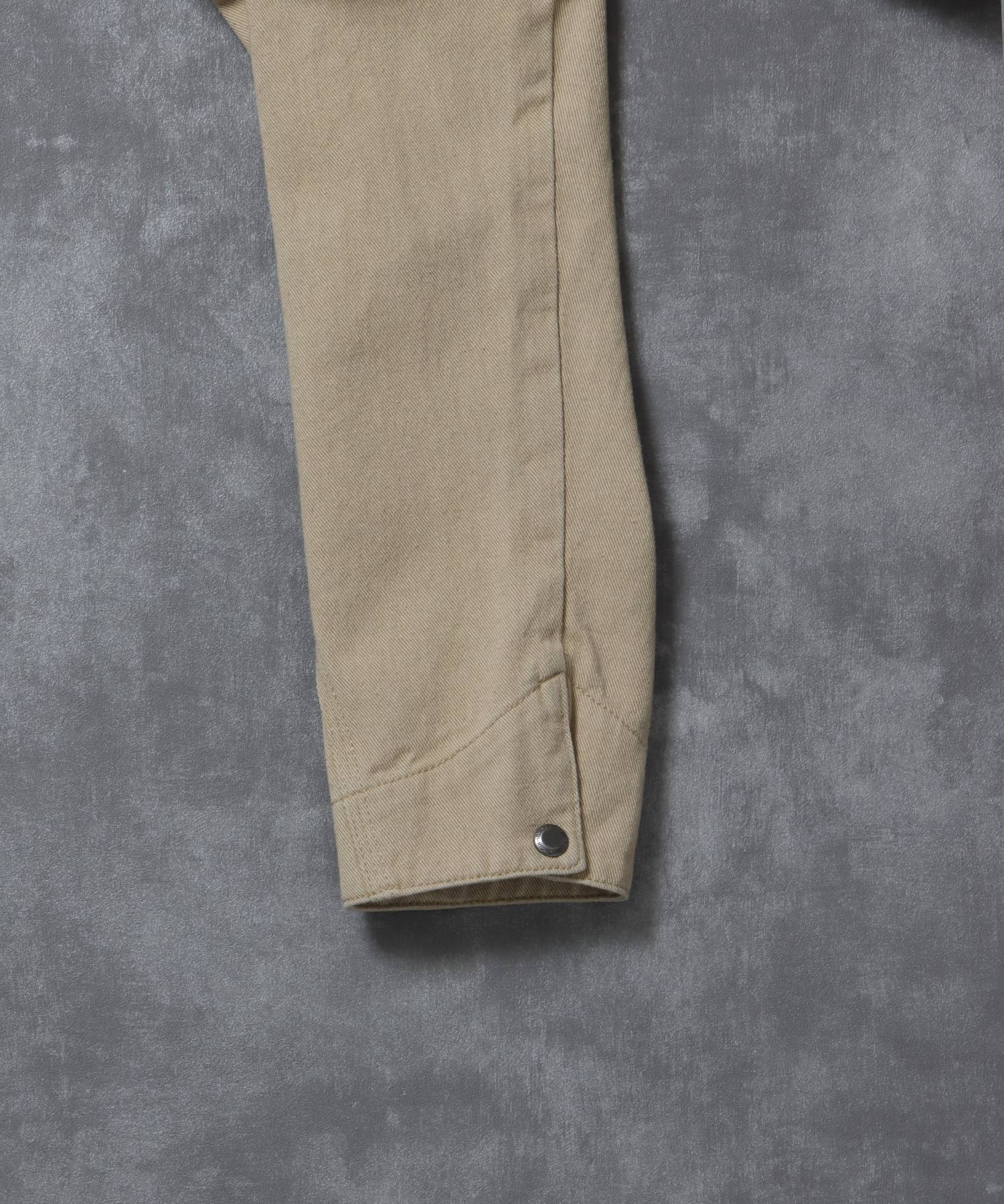 袖切り替えデニムJK / ジャケット デニム ジップ リベット ライトアウター 刺繍【セットアップ対応】 ベージュ