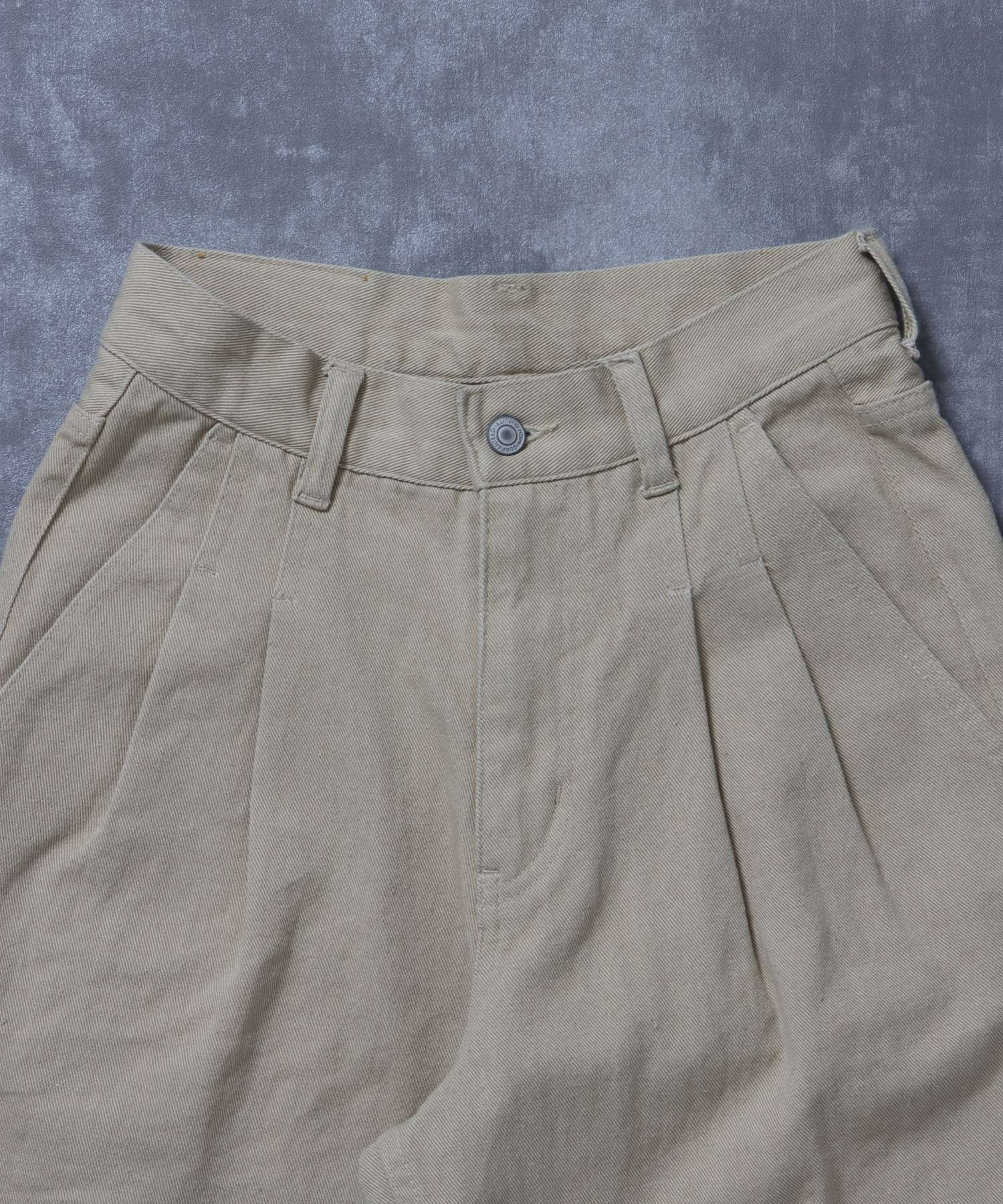 ワイドストレートタックデニムパンツ / デニム パンツ ボトムス ワイドシルエット デニム 【セットアップ対応】 ベージュ