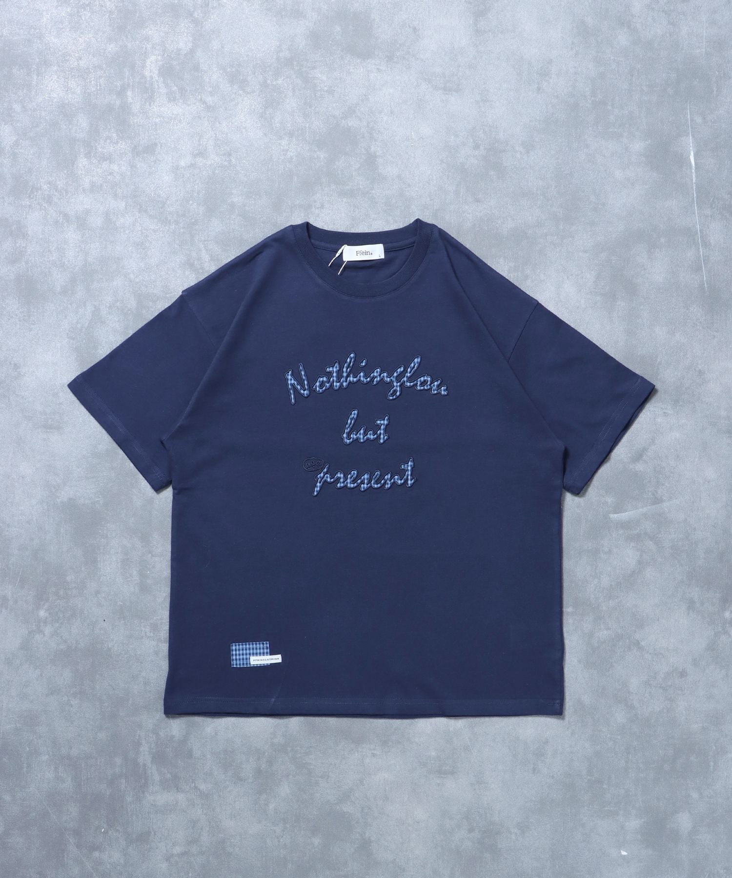 FFEIN(フェイン)】アップリケロゴショート丈Tシャツ/ Tシャツ クルー