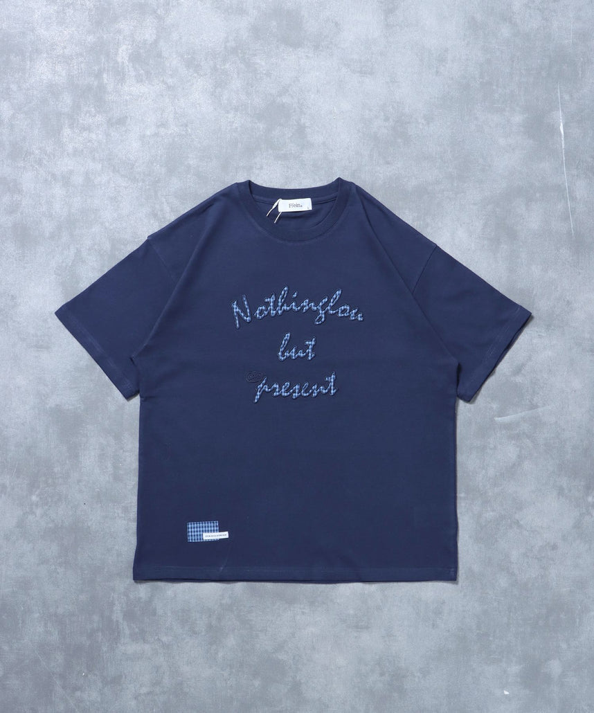 【FFEIN(フェイン)】アップリケロゴショート丈Tシャツ/ Tシャツ クルーネック 半袖 プリント 刺繍 チェック 【短丈】 ネイビー