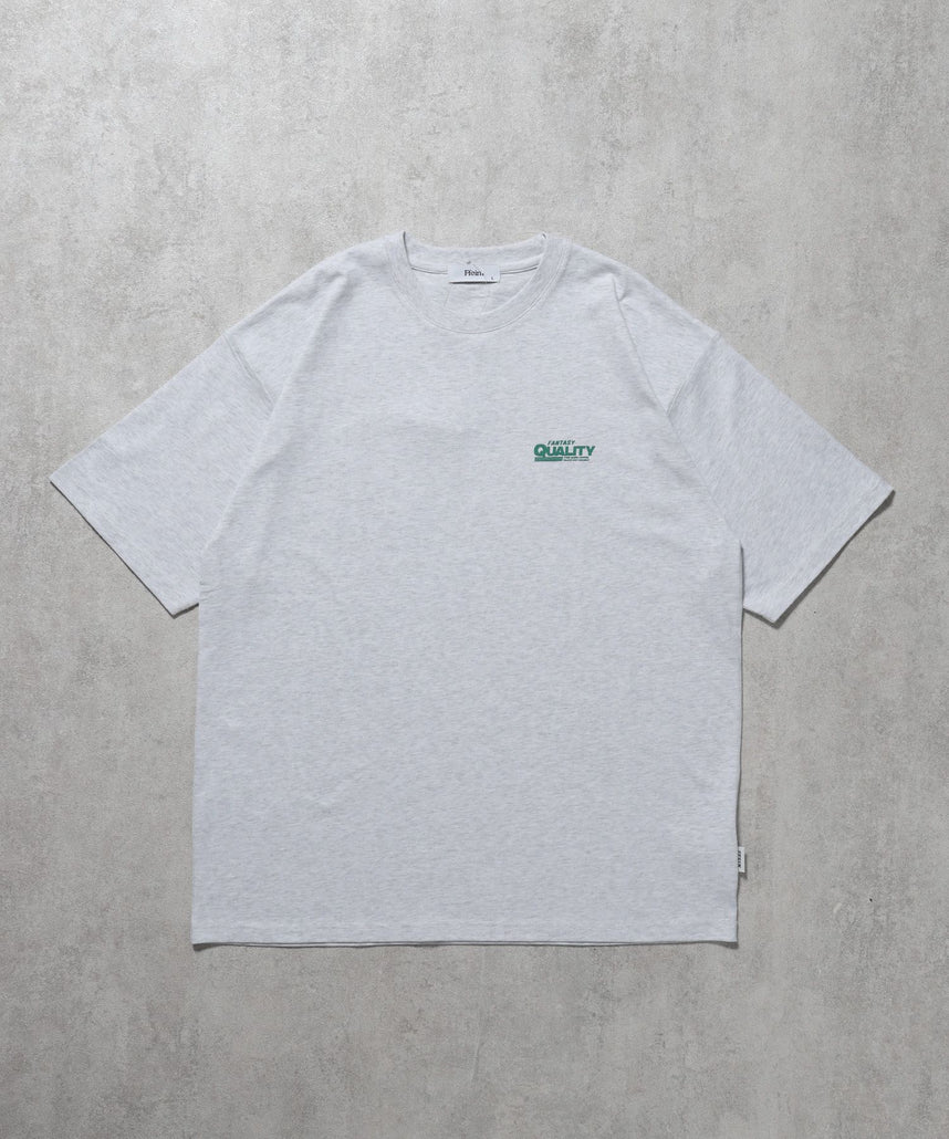 【FFEIN(フェイン)】企業ロゴプリントオーバーサイズTシャツ / Tシャツ クルーネック 半袖 プリント 【短丈】 アッシュグレー
