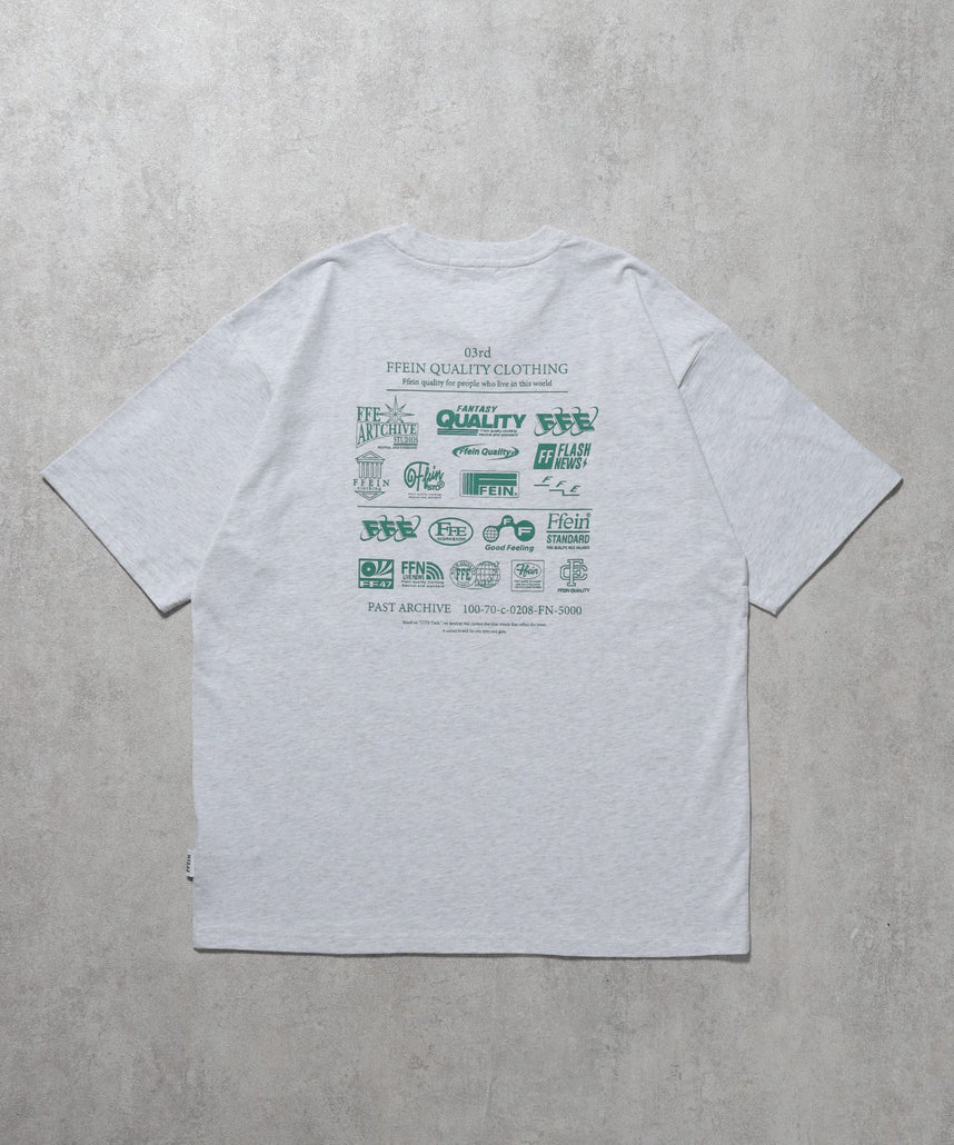【FFEIN(フェイン)】企業ロゴプリントオーバーサイズTシャツ / Tシャツ クルーネック 半袖 プリント 【短丈】 アッシュグレー