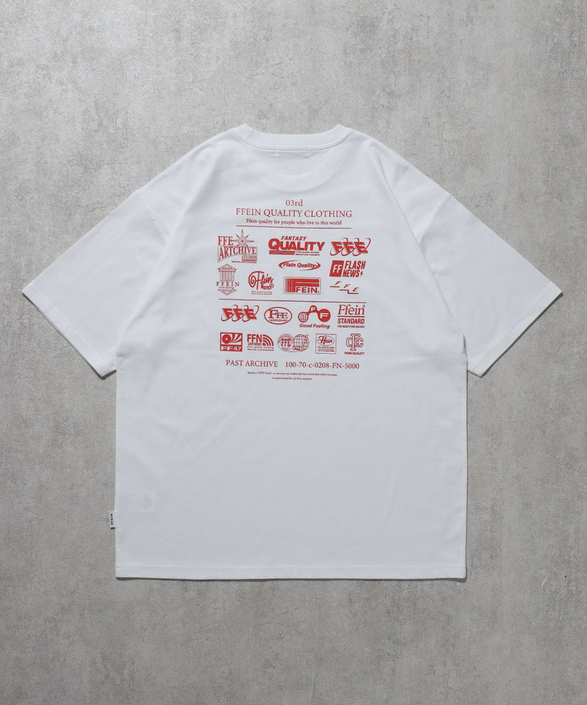 【FFEIN(フェイン)】企業ロゴプリントオーバーサイズTシャツ / Tシャツ クルーネック 半袖 プリント 【短丈】 柄80
