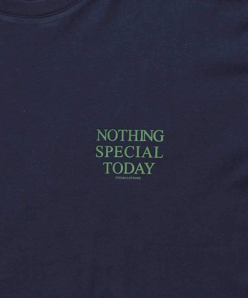 アメリカンプリントロゴショート丈Tシャツ/ Tシャツ クルーネック 半袖 プリント 【短丈】 ネイビー