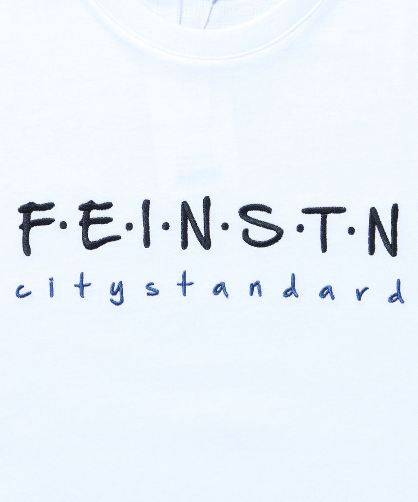 手書き刺繍ロゴショート丈Tシャツ/ Tシャツ クルーネック 半袖 刺繍 【短丈】 ホワイト