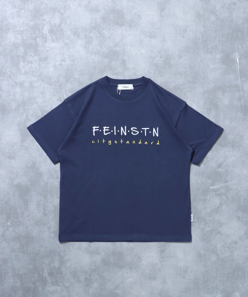 【FFEIN(フェイン)】手書き刺繍ロゴショート丈Tシャツ/ Tシャツ クルーネック 半袖 刺繍 【短丈】 ネイビー