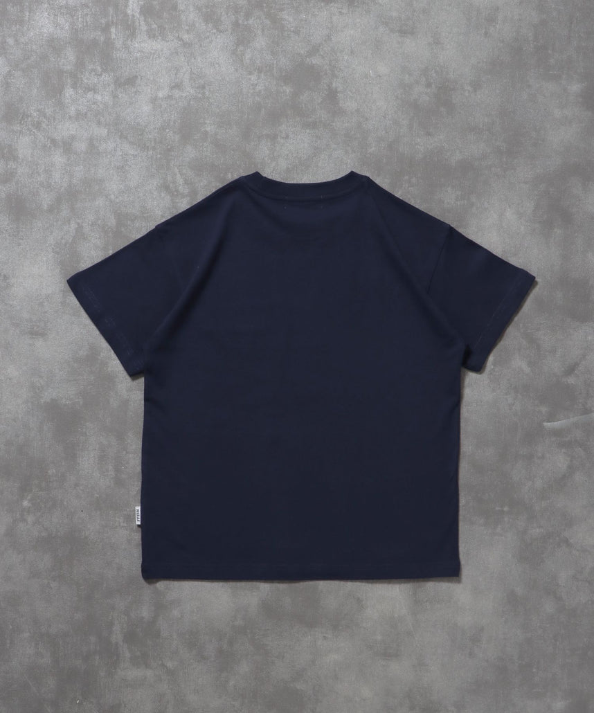 ワンポイント3段ロゴ刺繍ショート丈Tシャツ / Tシャツ クルーネック 半袖 刺繍 ワンポイント シンプル 【短丈】 ネイビー