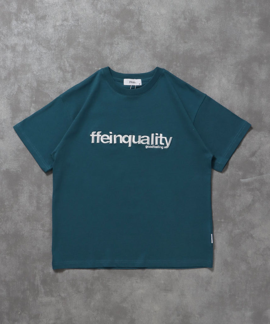【FFEIN(フェイン)】センターデカロゴ3D刺繍ショート丈Tシャツ/ Tシャツ クルーネック 半袖 刺繍 【短丈】 ダークグリーン