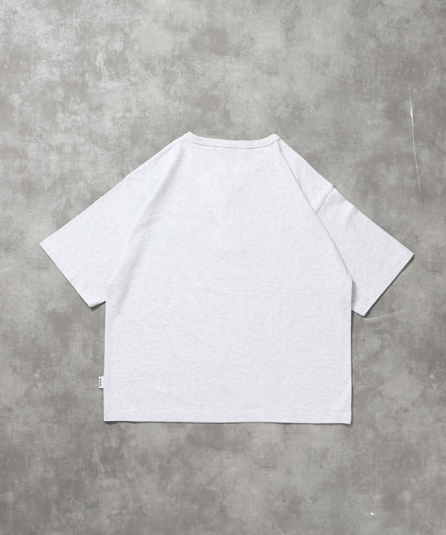 ワンポイント刺繍ロゴヘンリーネックショート丈Tシャツ/ Tシャツ ヘンリーネック 半袖 刺繍 ボタン ワンポイント シンプル 【短丈】
アッシュグレー
