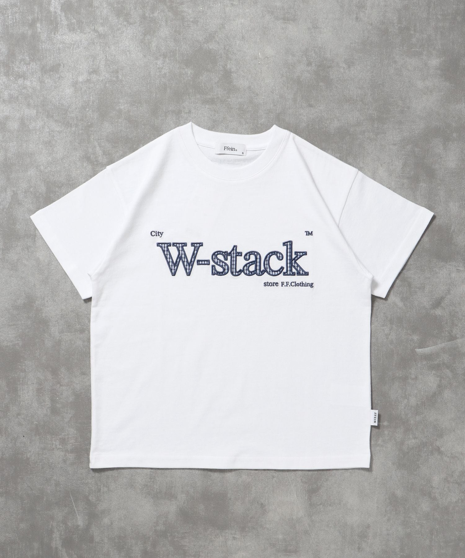 【FFEIN(フェイン)】ユニバーサルロゴショート丈Tシャツ/ Tシャツ クルーネック 半袖 プリント 刺繍 チェック 【短丈】 柄80