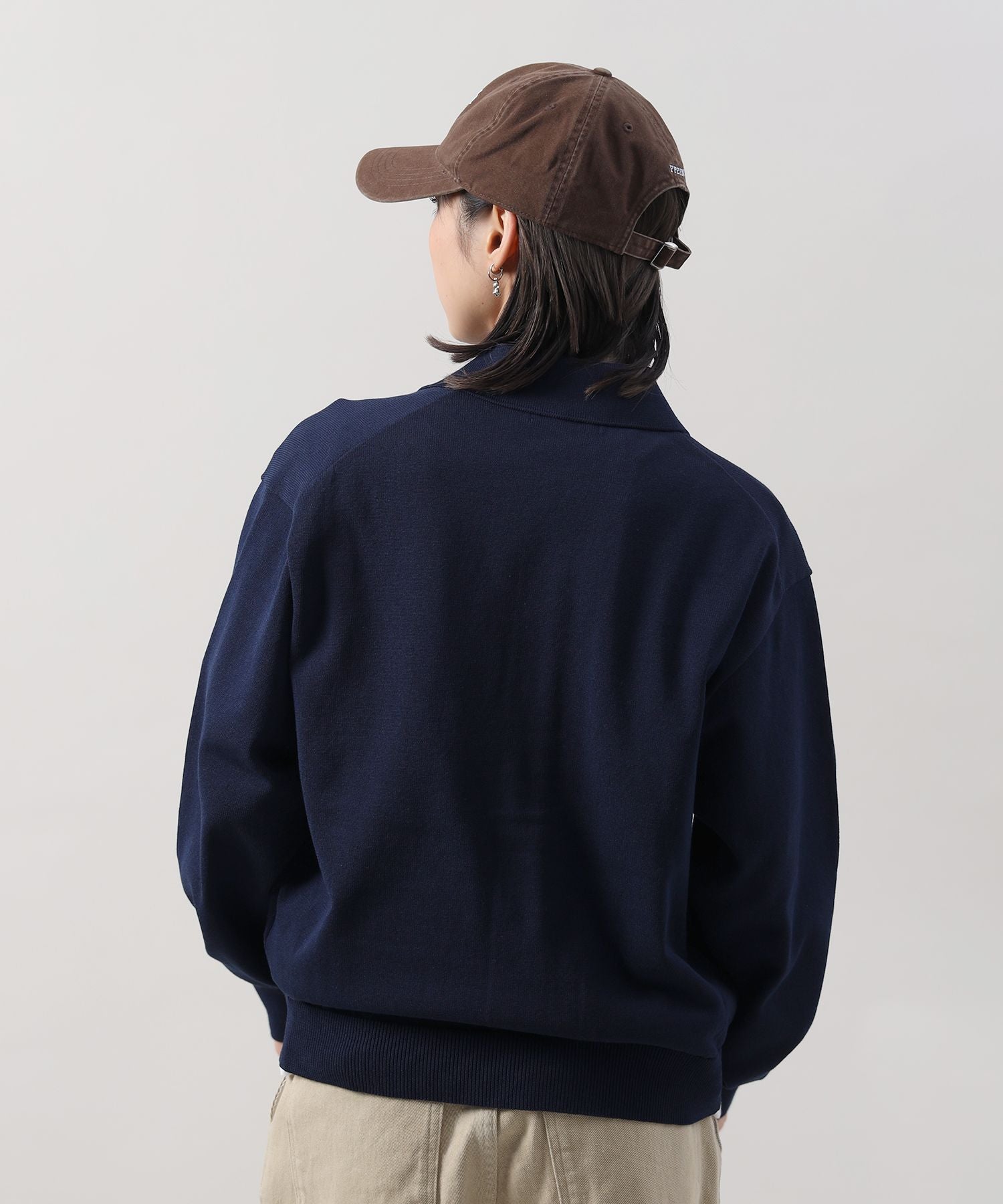 モデル:H163 Size:S ネイビー