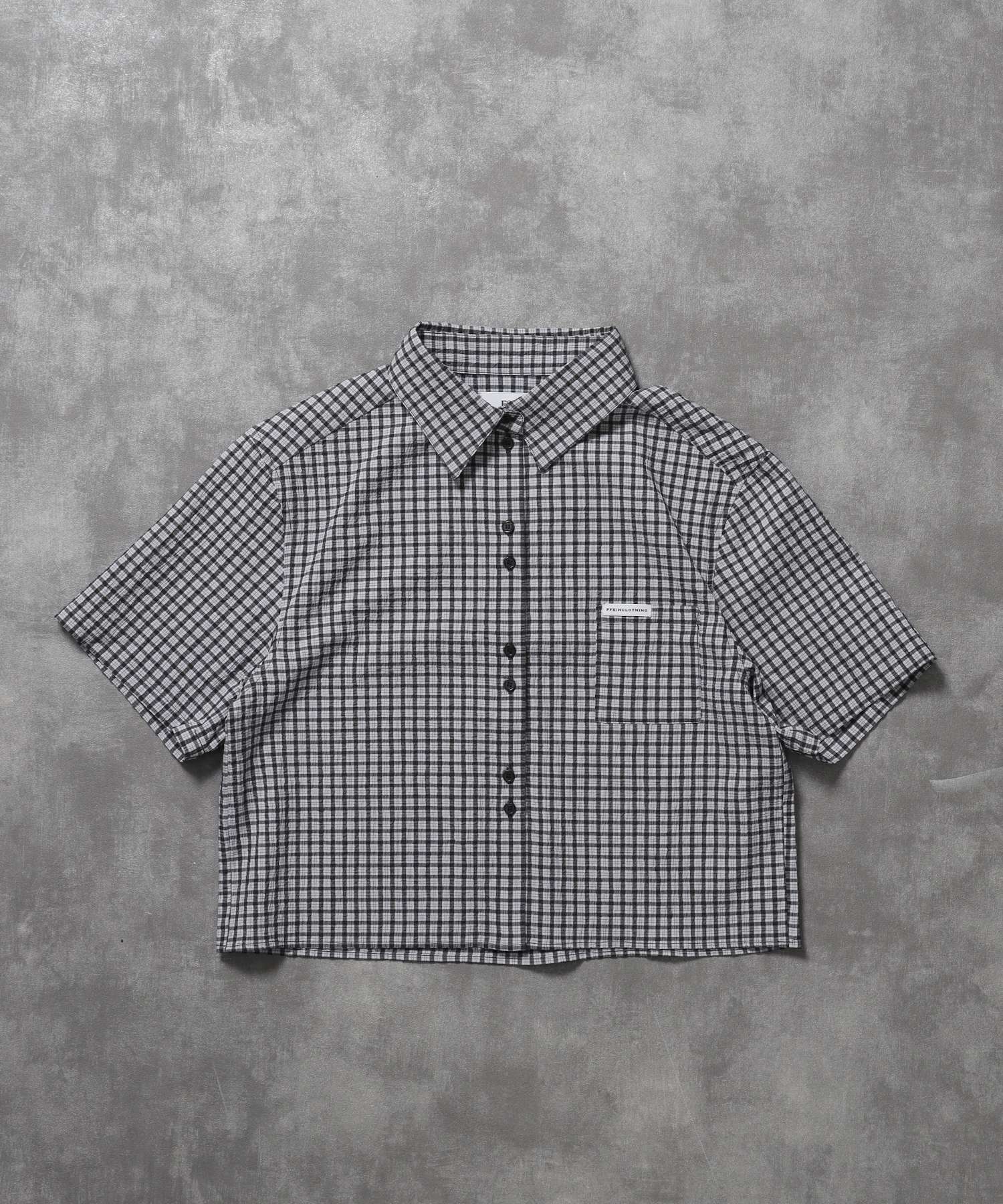 【FFEIN(フェイン)】ショート丈ボックスチェック半袖シャツ / レディース シャツ 半袖 チェック シアーシンプル ワンポイント ピス ブラック