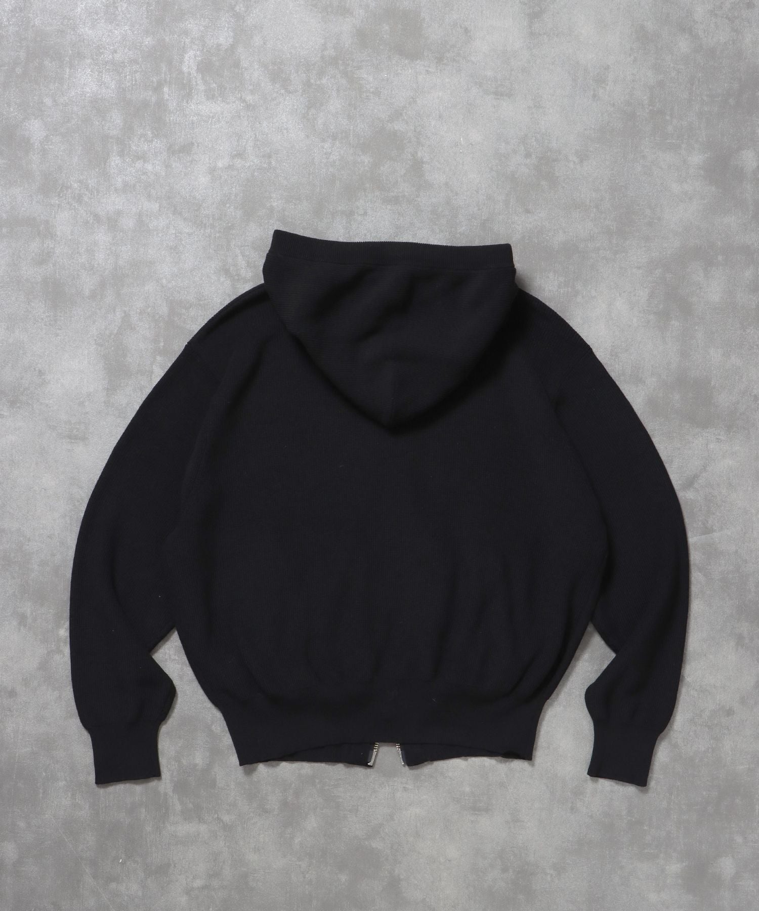 ワンポイント刺繍フード短丈ニットPK / ジップパーカー ダブルジップ ニット フーディ 刺繍 【短丈】 ブラック