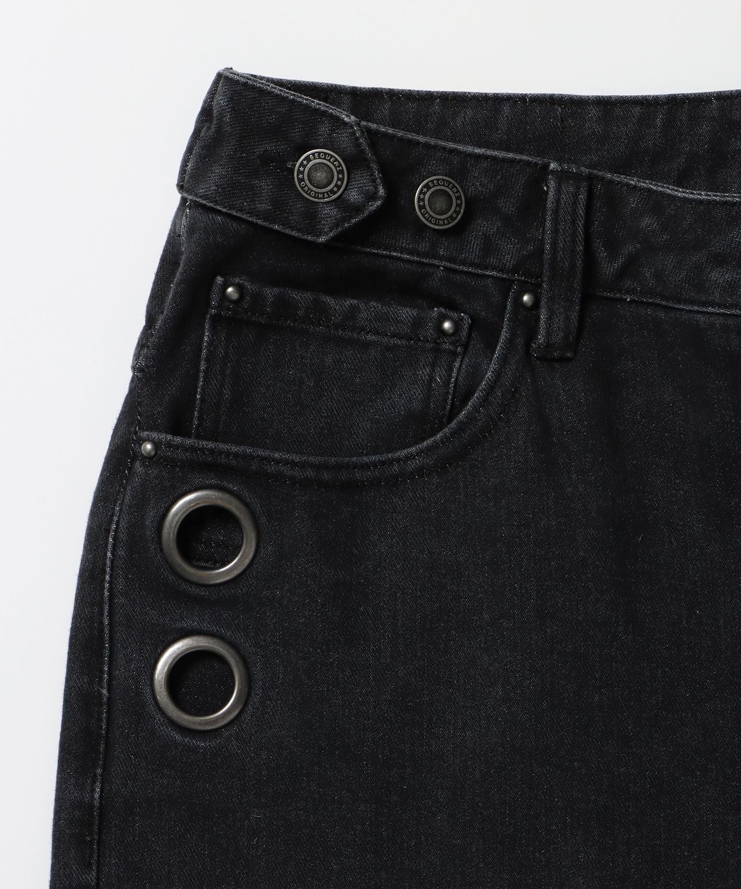 ※WEB限定 / ロールアップスタッズデニム / sqnz star roll-up denim ブラック